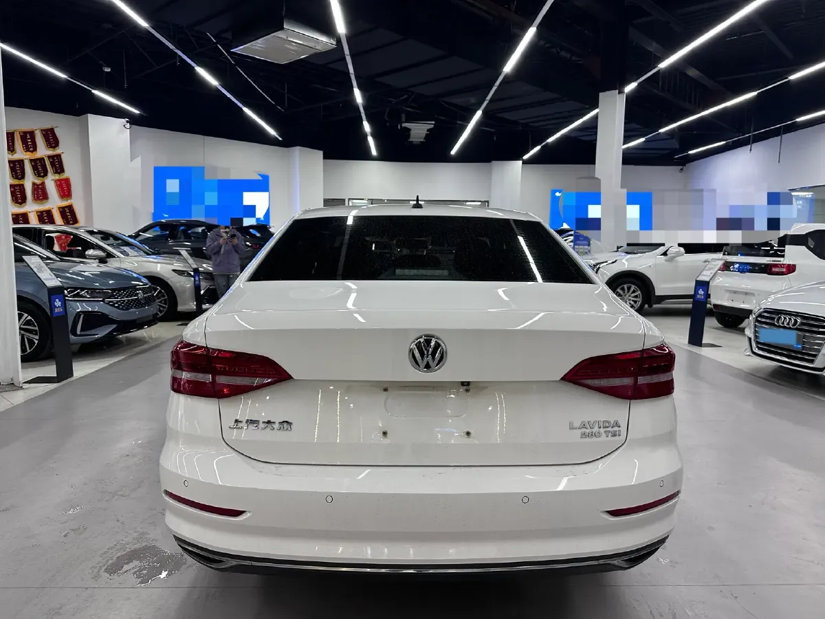 2018 Skoda Karoq 1.4T 150HP L4 7DCT,autocango,china used car exporter,china ev exporter,chinese used car exporter,chinese used ev exporter