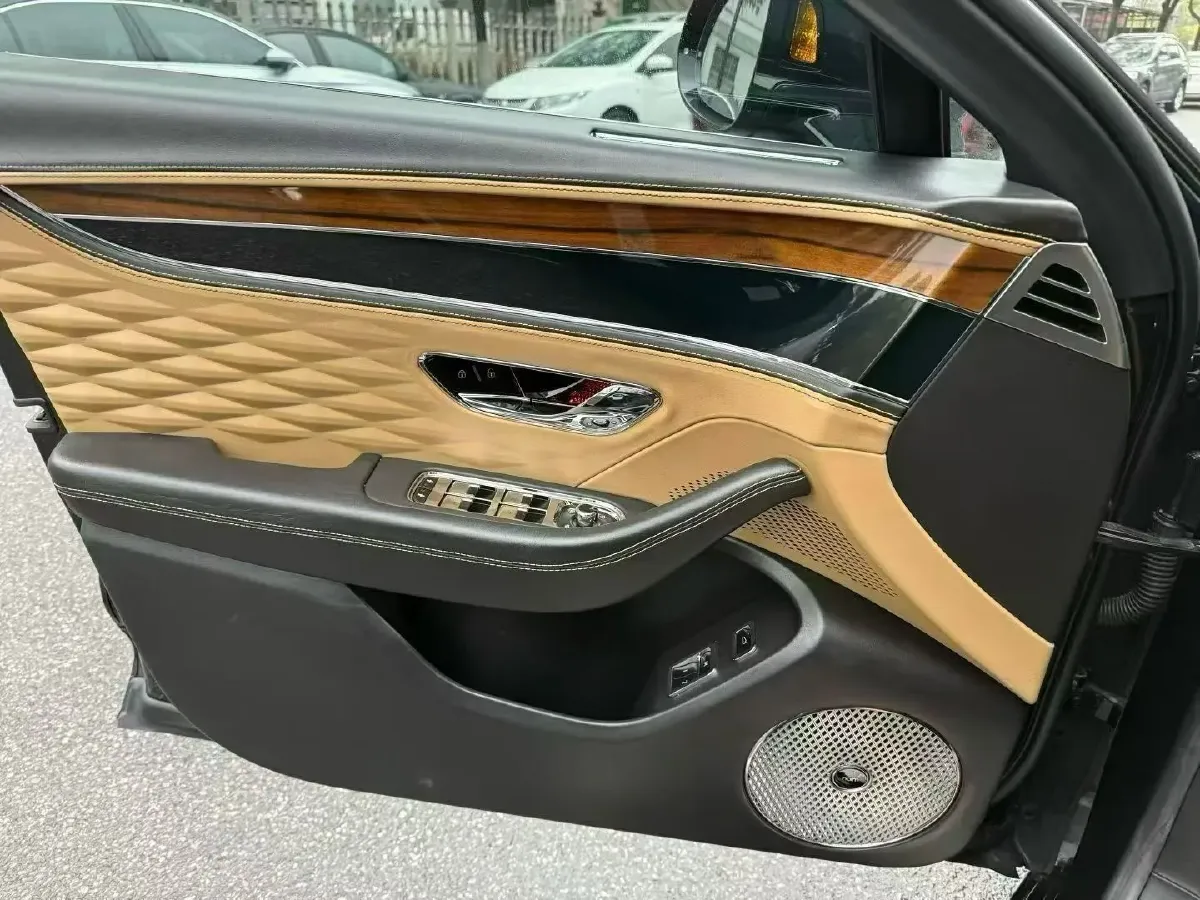 2020 Bentley Flying Spur 6.0T 635HP W12 8DCT,autocango,china used car exporter,china ev exporter,chinese used car exporter,chinese used ev exporter