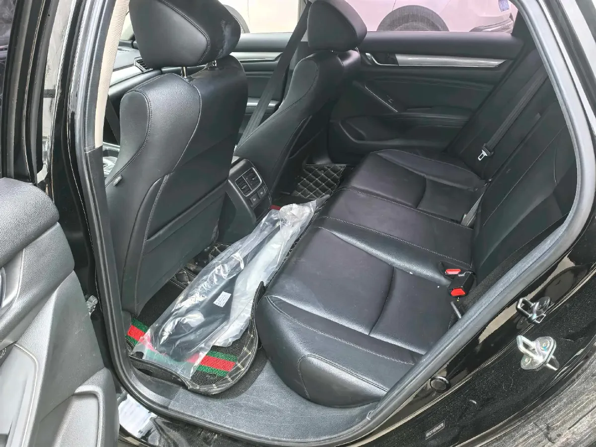 2022 Honda Accord 1.5T 194HP L4 CVT,autocango,china used car exporter,china ev exporter,chinese used car exporter,chinese used ev exporter