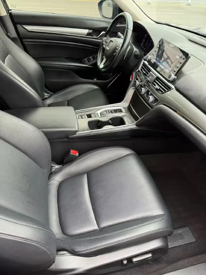 2021 Honda Accord 2.0L 146HP L4 E-CVT Hybrid,autocango,china used car exporter,china ev exporter,chinese used car exporter,chinese used ev exporter