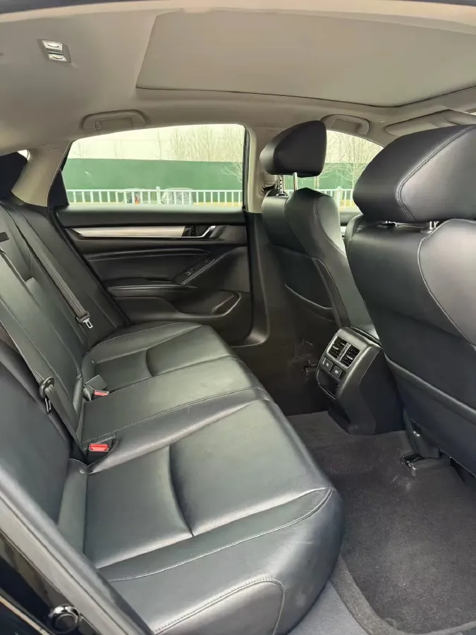 2021 Honda Accord 2.0L 146HP L4 E-CVT Hybrid,autocango,china used car exporter,china ev exporter,chinese used car exporter,chinese used ev exporter