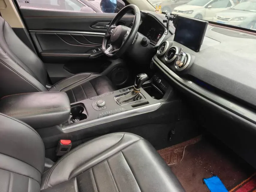 2019 WEY VV5 2.0T 224HP L4 7DCT,autocango,china used car exporter,china ev exporter,chinese used car exporter,chinese used ev exporter