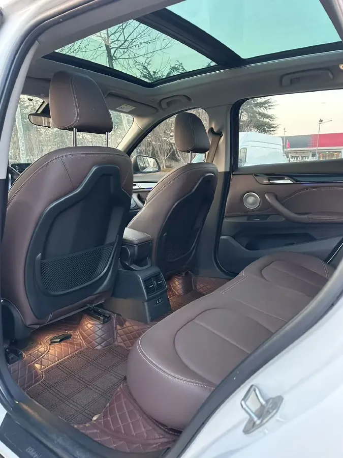 2022 BMW X1 2.0T 192HP L4 7DCT,autocango,china used car exporter,china ev exporter,chinese used car exporter,chinese used ev exporter