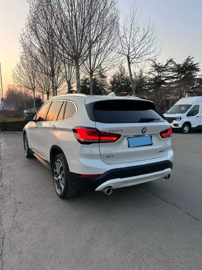 2022 BMW X1 2.0T 192HP L4 7DCT,autocango,china used car exporter,china ev exporter,chinese used car exporter,chinese used ev exporter