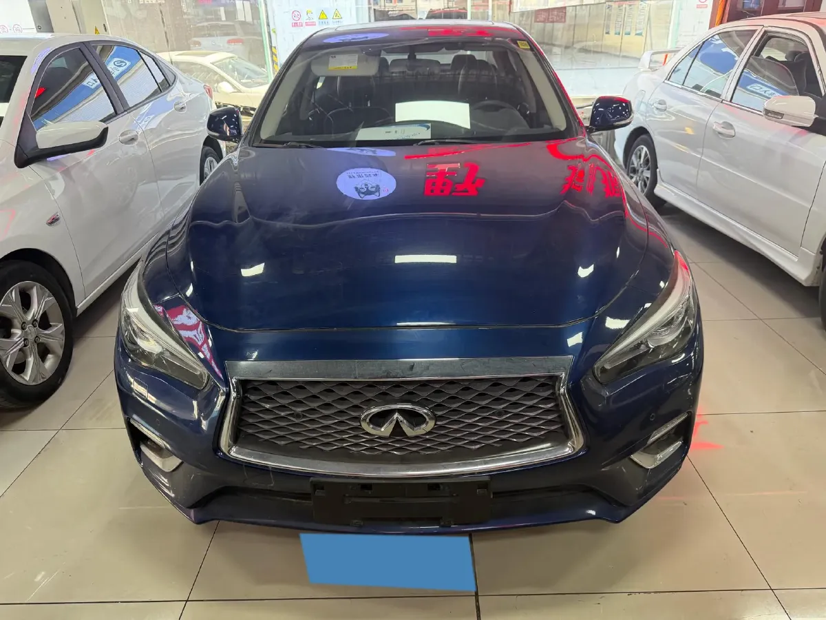 2018 Jeep Grand Commander 2.0T 265HP L4 9AT,autocango,china used car exporter,china ev exporter,chinese used car exporter,chinese used ev exporter