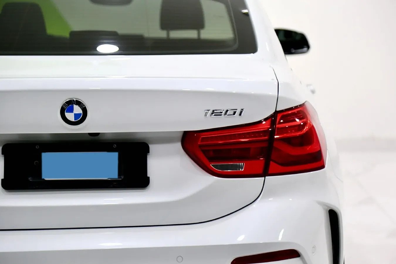 2021 BMW 1 Series 1.5T 140HP L3 7DCT,autocango,china used car exporter,china ev exporter,chinese used car exporter,chinese used ev exporter