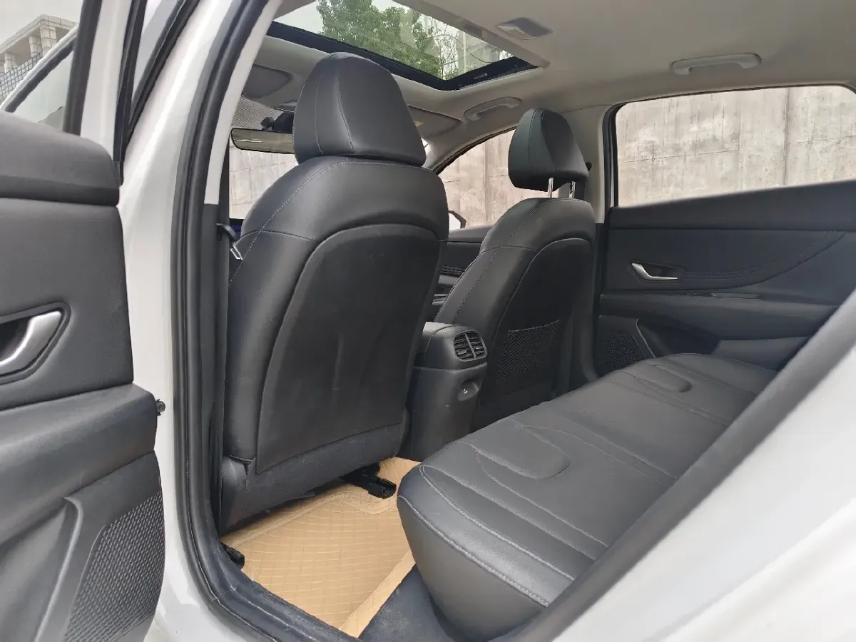 2022 Hyundai Elantra 1.5L 115HP L4 CVT,autocango,china used car exporter,china ev exporter,chinese used car exporter,chinese used ev exporter