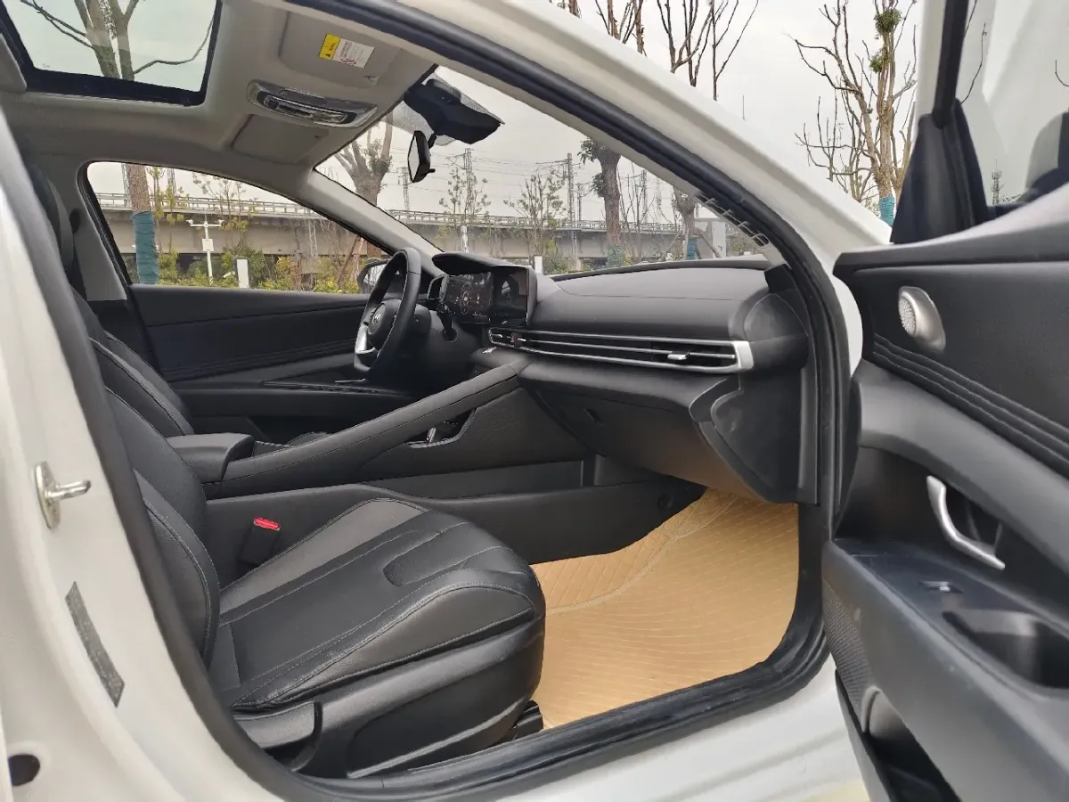 2022 Hyundai Elantra 1.5L 115HP L4 CVT,autocango,china used car exporter,china ev exporter,chinese used car exporter,chinese used ev exporter