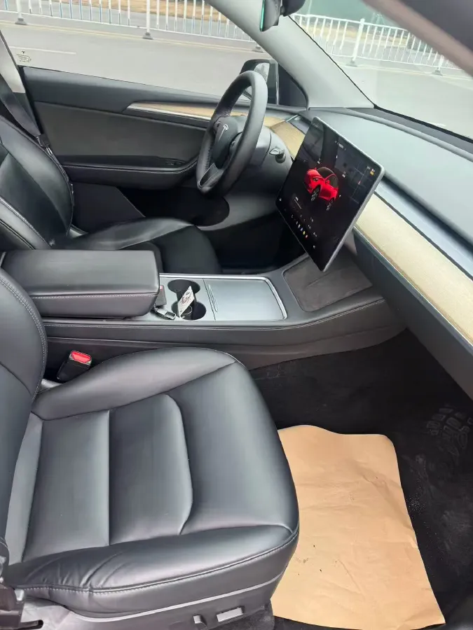 2022 Tesla Model Y BEV 60KWH,autocango,china used car exporter,china ev exporter,chinese used car exporter,chinese used ev exporter