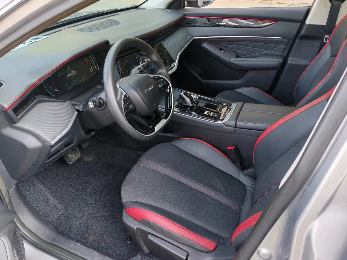 2021 DongFeng Aeolus YiXuan MAX 1.5T 190HP L4 7DCT,autocango,china used car exporter,china ev exporter,chinese used car exporter,chinese used ev exporter