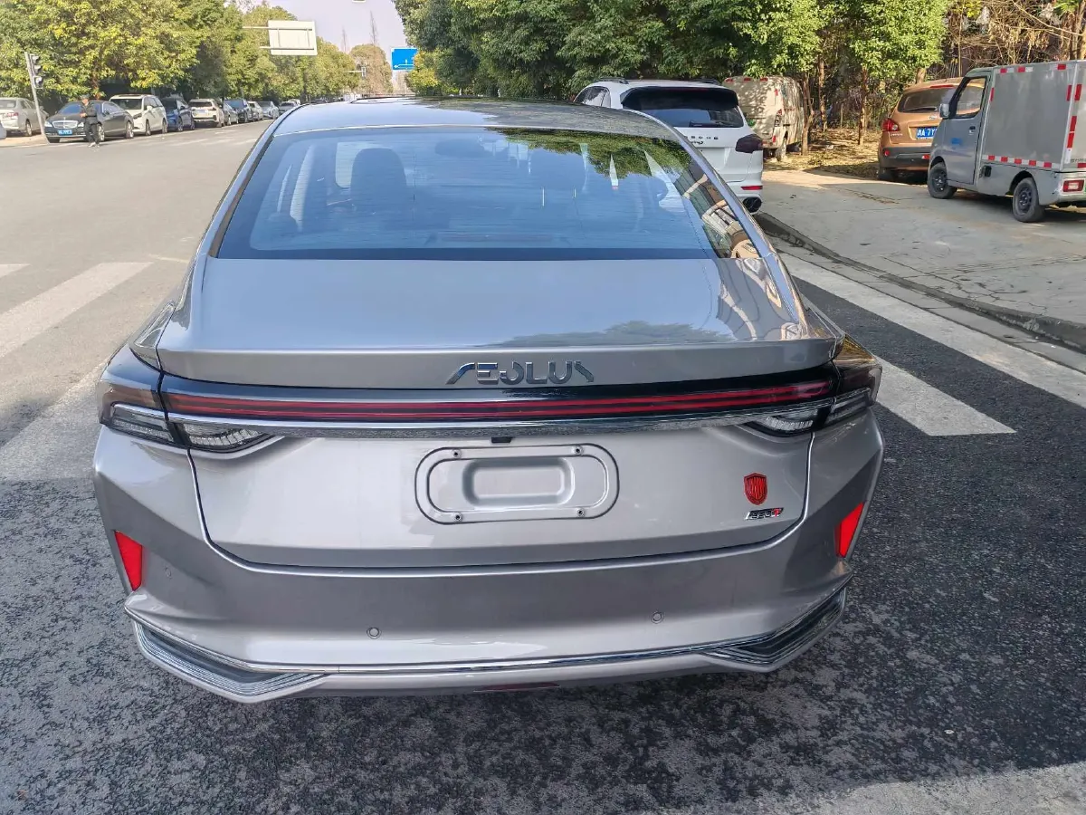 2021 DongFeng Aeolus YiXuan MAX 1.5T 190HP L4 7DCT,autocango,china used car exporter,china ev exporter,chinese used car exporter,chinese used ev exporter