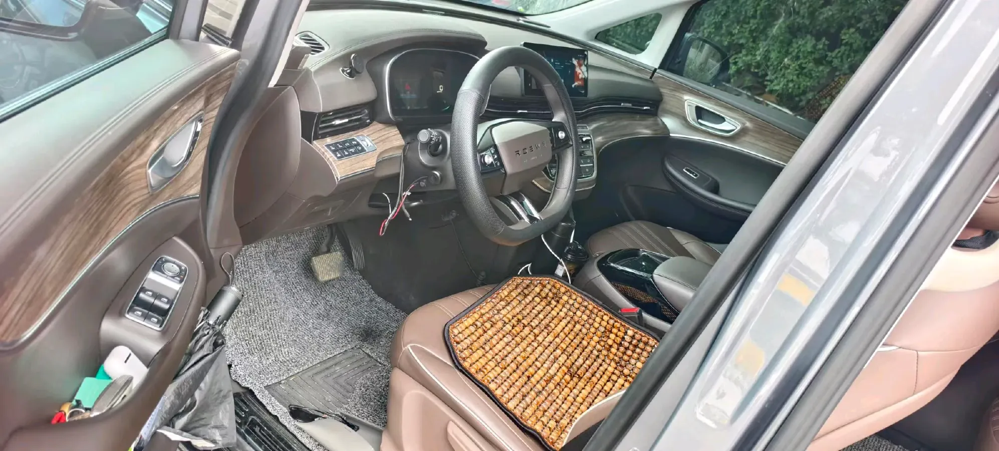 2022 Roewe iMAX8 BEV 90KWH,autocango,china used car exporter,china ev exporter,chinese used car exporter,chinese used ev exporter