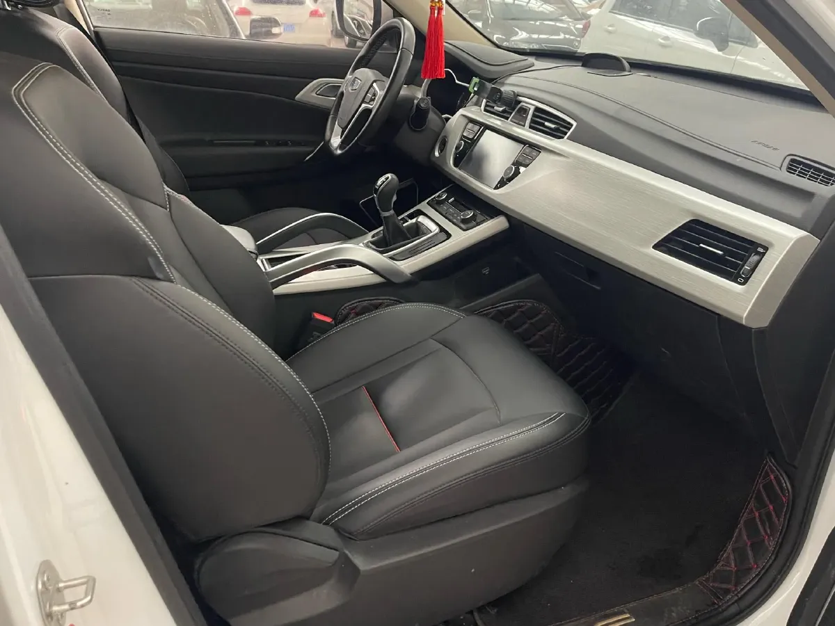 2018 Geely Azkarra 2.0L 141HP L4 6MT,autocango,china used car exporter,china ev exporter,chinese used car exporter,chinese used ev exporter