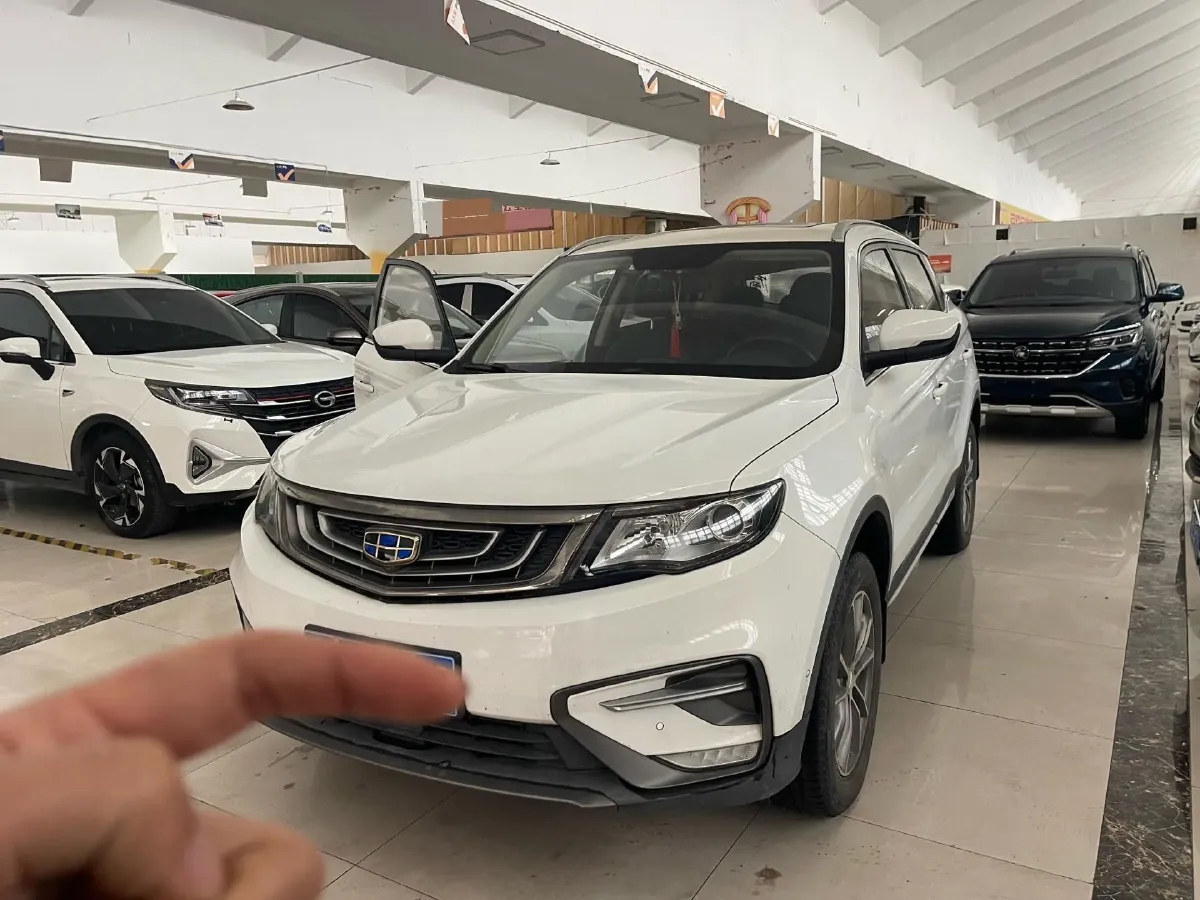 2018 Geely Azkarra 2.0L 141HP L4 6MT,autocango,china used car exporter,china ev exporter,chinese used car exporter,chinese used ev exporter
