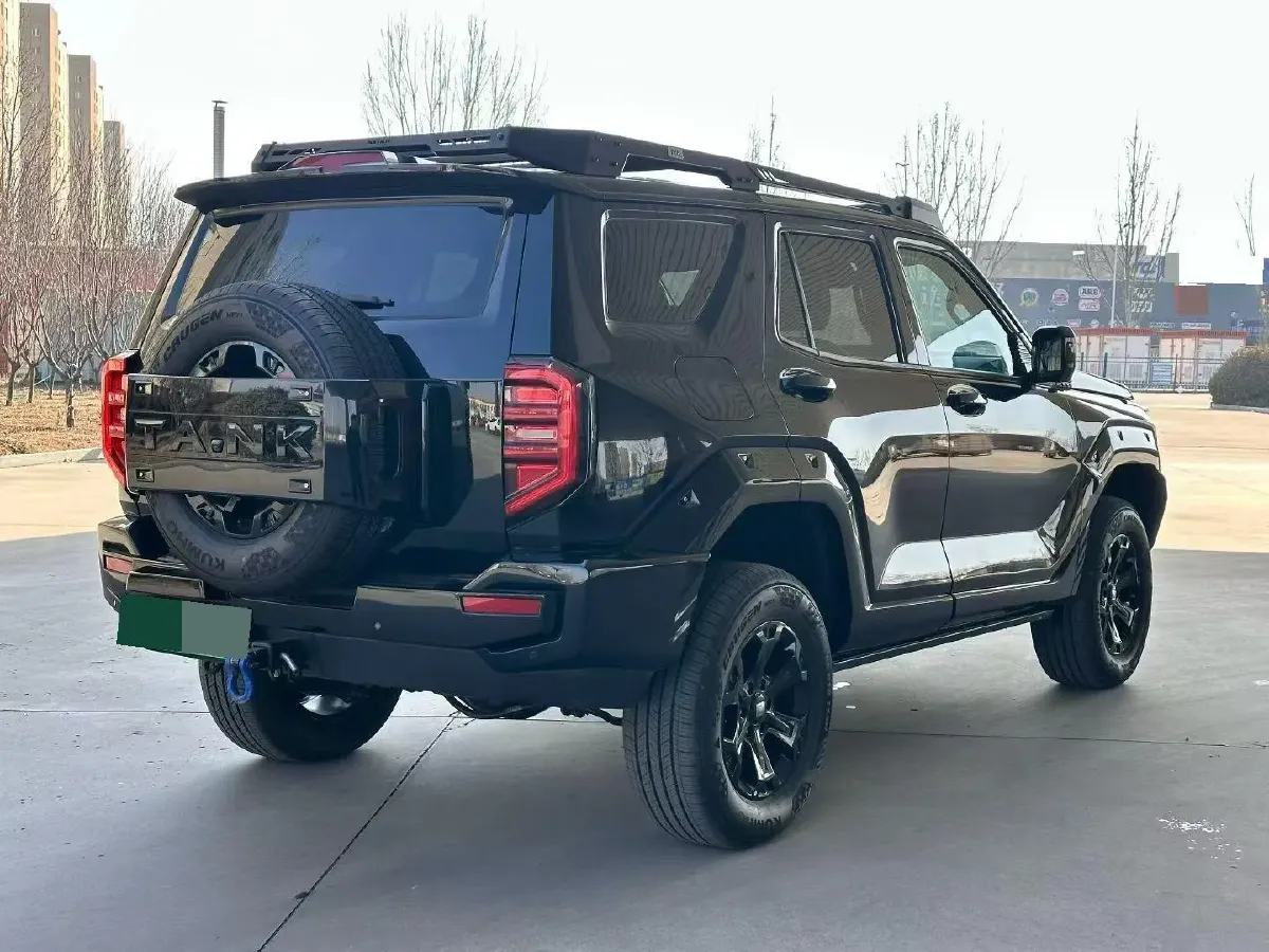 2024 Tank 400 2.0T 252HP L4 9AT PHEV 36.7/37.1KWH,autocango,china used car exporter,china ev exporter,chinese used car exporter,chinese used ev exporter
