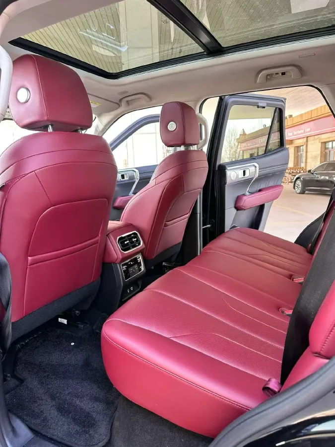 2024 Tank 400 2.0T 252HP L4 9AT PHEV 36.7/37.1KWH,autocango,china used car exporter,china ev exporter,chinese used car exporter,chinese used ev exporter