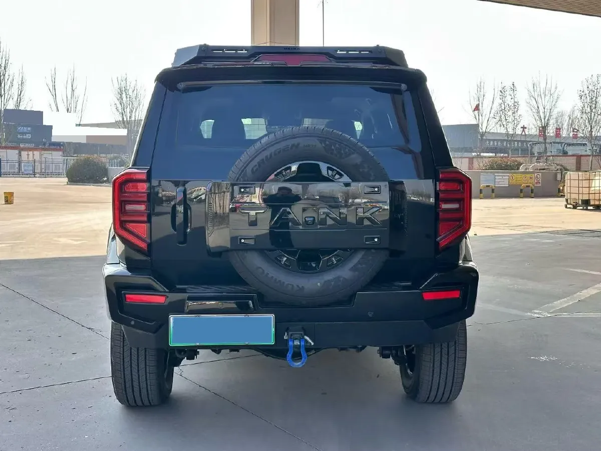 2024 Tank 400 2.0T 252HP L4 9AT PHEV 36.7/37.1KWH,autocango,china used car exporter,china ev exporter,chinese used car exporter,chinese used ev exporter