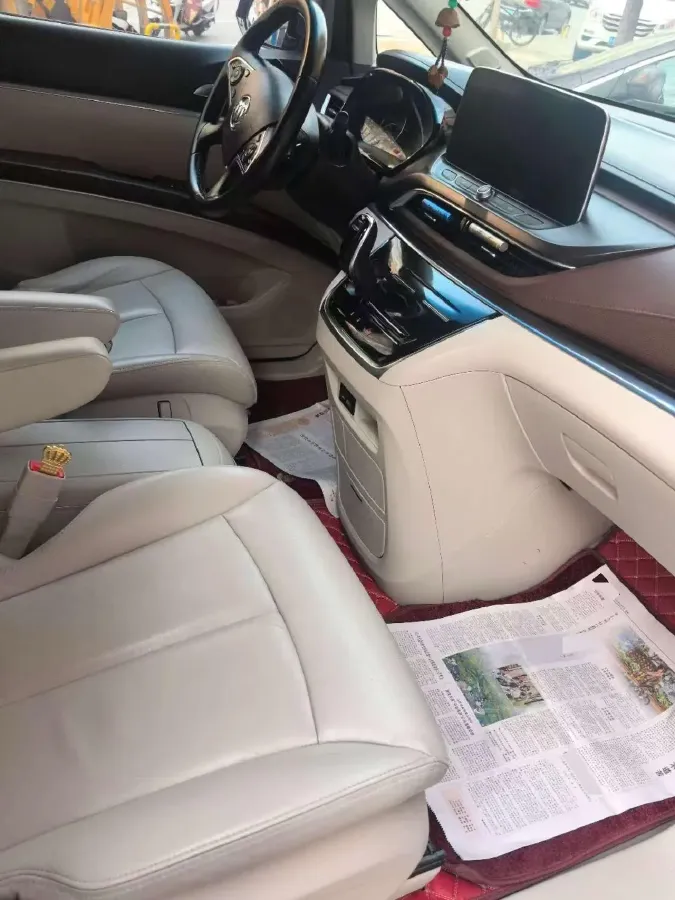 2021 Buick GL8 2.0T 237HP L4 9AT,autocango,china used car exporter,china ev exporter,chinese used car exporter,chinese used ev exporter