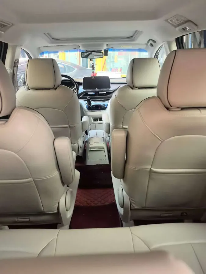 2021 Buick GL8 2.0T 237HP L4 9AT,autocango,china used car exporter,china ev exporter,chinese used car exporter,chinese used ev exporter