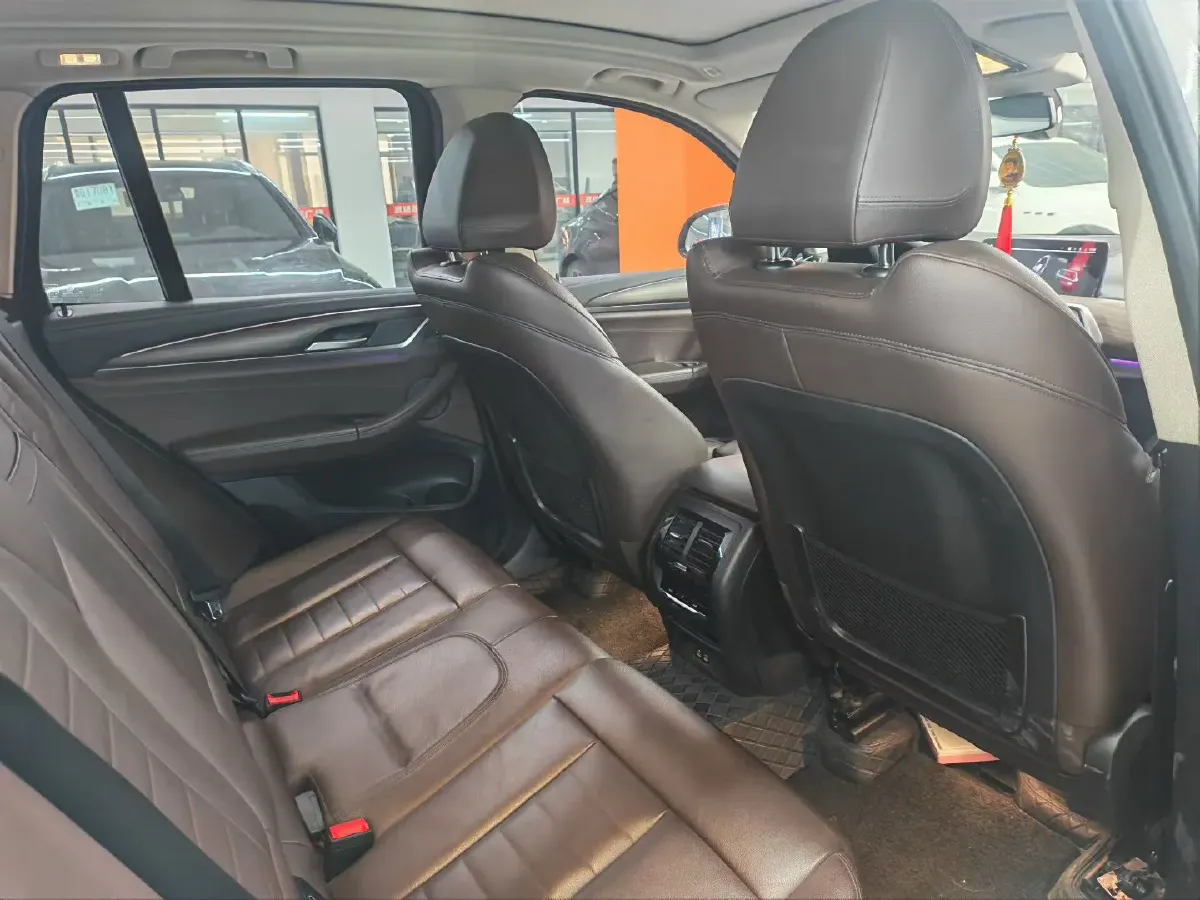 2021 BMW X3 2.0T 224HP L4 8AT,autocango,china used car exporter,china ev exporter,chinese used car exporter,chinese used ev exporter