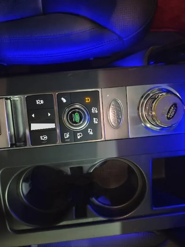 2020 Land Rover Discovery 3.0T 340HP V6 8AT,autocango,china used car exporter,china ev exporter,chinese used car exporter,chinese used ev exporter