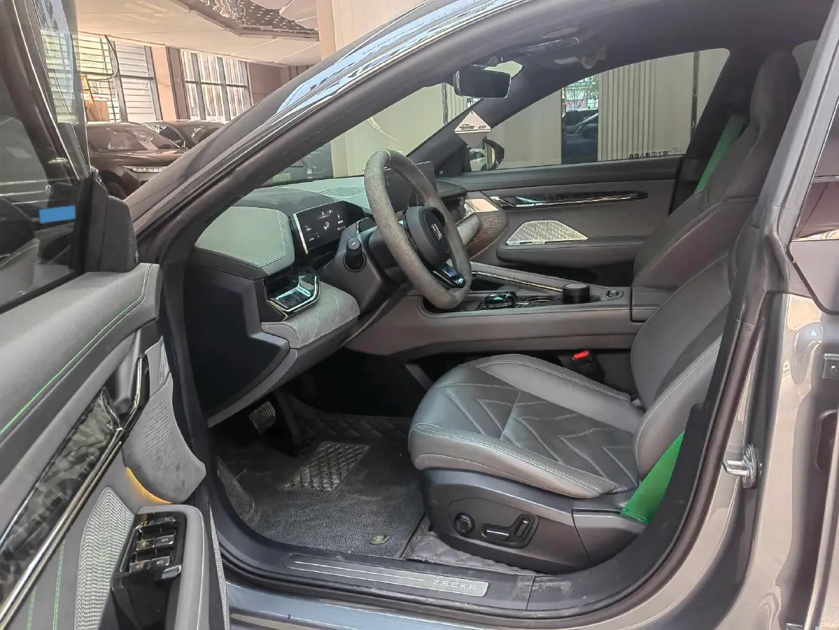 2021 Zeekr 001 BEV 100KWH,autocango,china used car exporter,china ev exporter,chinese used car exporter,chinese used ev exporter