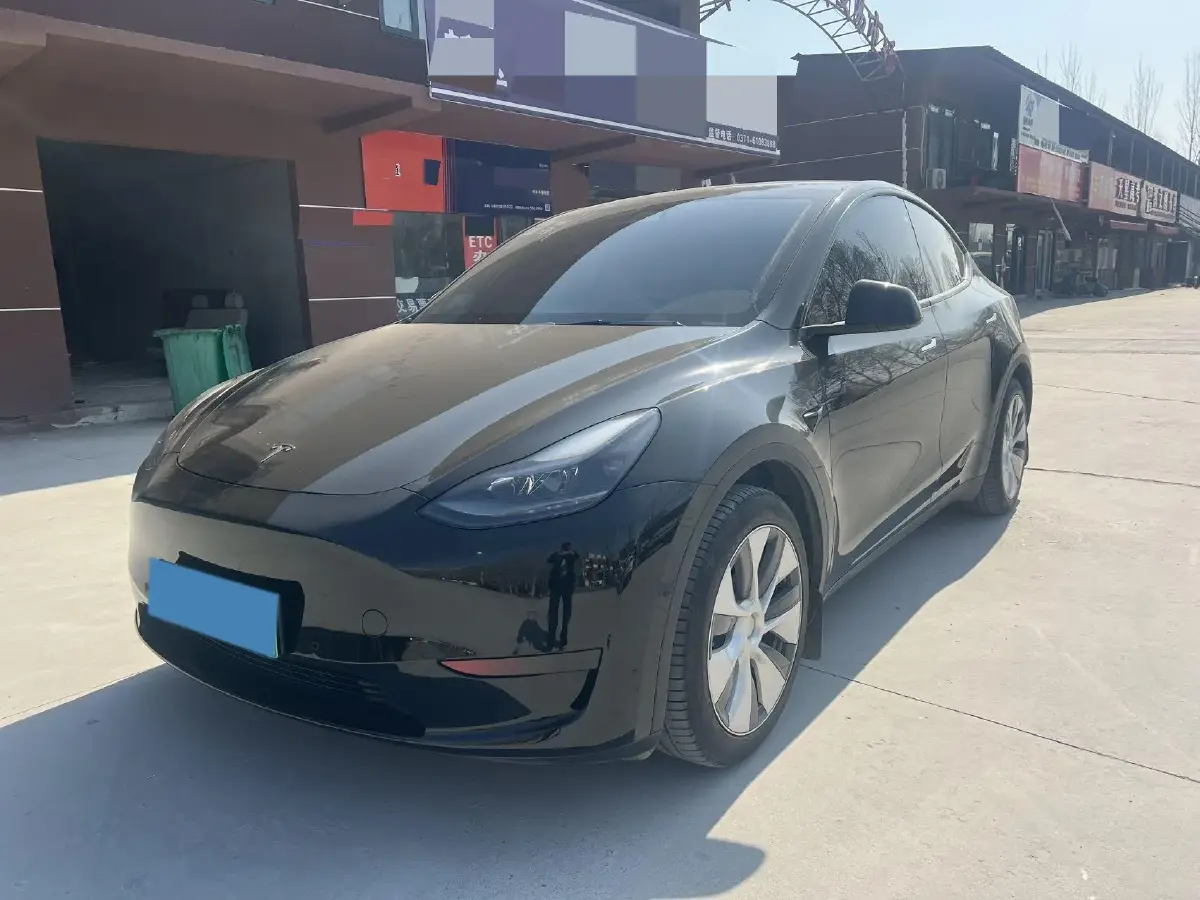 2022 Tesla Model Y BEV 60KWH
