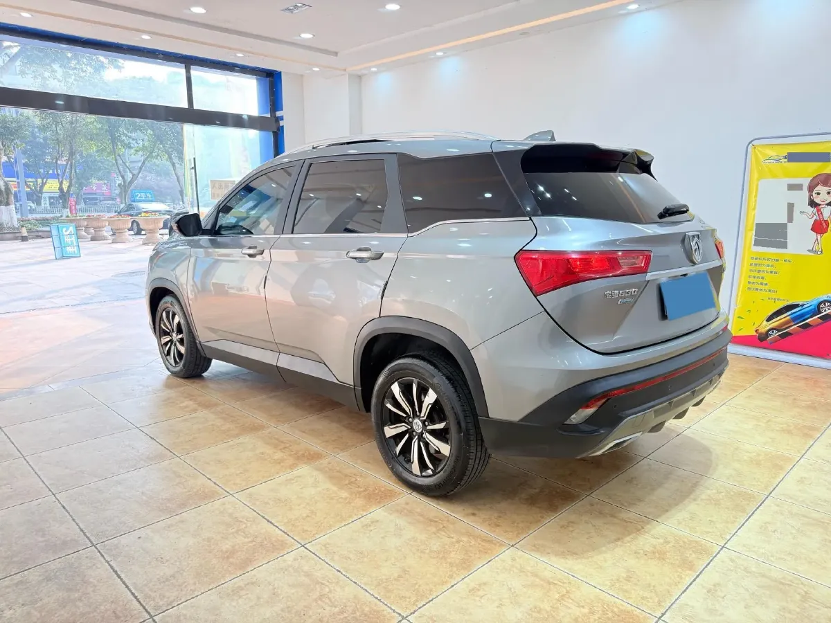 2018 BaoJun 530 1.5T 150HP L4 6DCT,autocango,china used car exporter,china ev exporter,chinese used car exporter,chinese used ev exporter