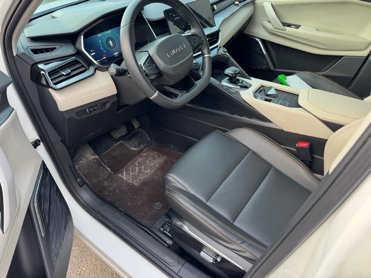 2020 LYNK&CO 06 1.5T 177HP L3 7DCT,autocango,china used car exporter,china ev exporter,chinese used car exporter,chinese used ev exporter