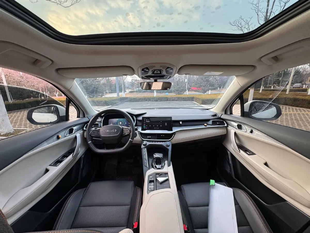 2020 LYNK&CO 06 1.5T 177HP L3 7DCT,autocango,china used car exporter,china ev exporter,chinese used car exporter,chinese used ev exporter