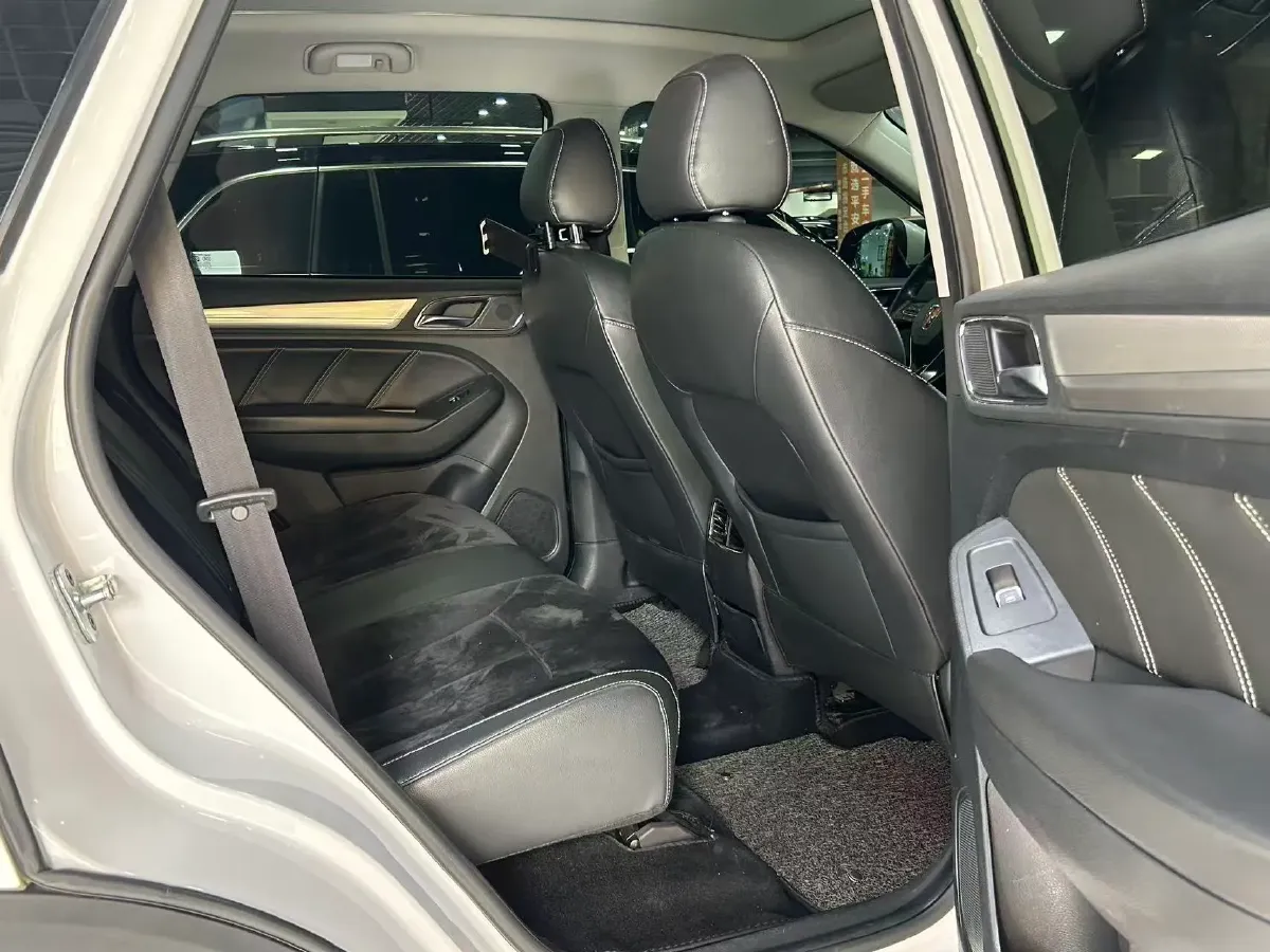 2019 Roewe RX5 1.5T 162HP L4 2AT PHEV 12KWH,autocango,china used car exporter,china ev exporter,chinese used car exporter,chinese used ev exporter