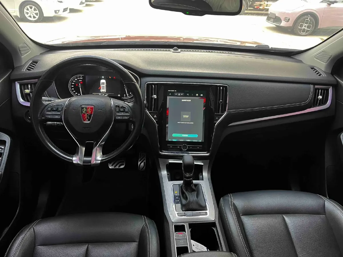 2018 Roewe RX5 2.0T 220HP L4 6DCT,autocango,china used car exporter,china ev exporter,chinese used car exporter,chinese used ev exporter