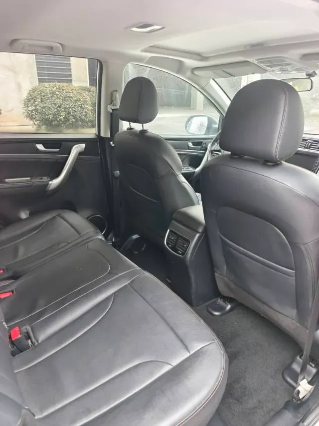 2019 Haval M6 1.5T 150HP L4 7DCT,autocango,china used car exporter,china ev exporter,chinese used car exporter,chinese used ev exporter