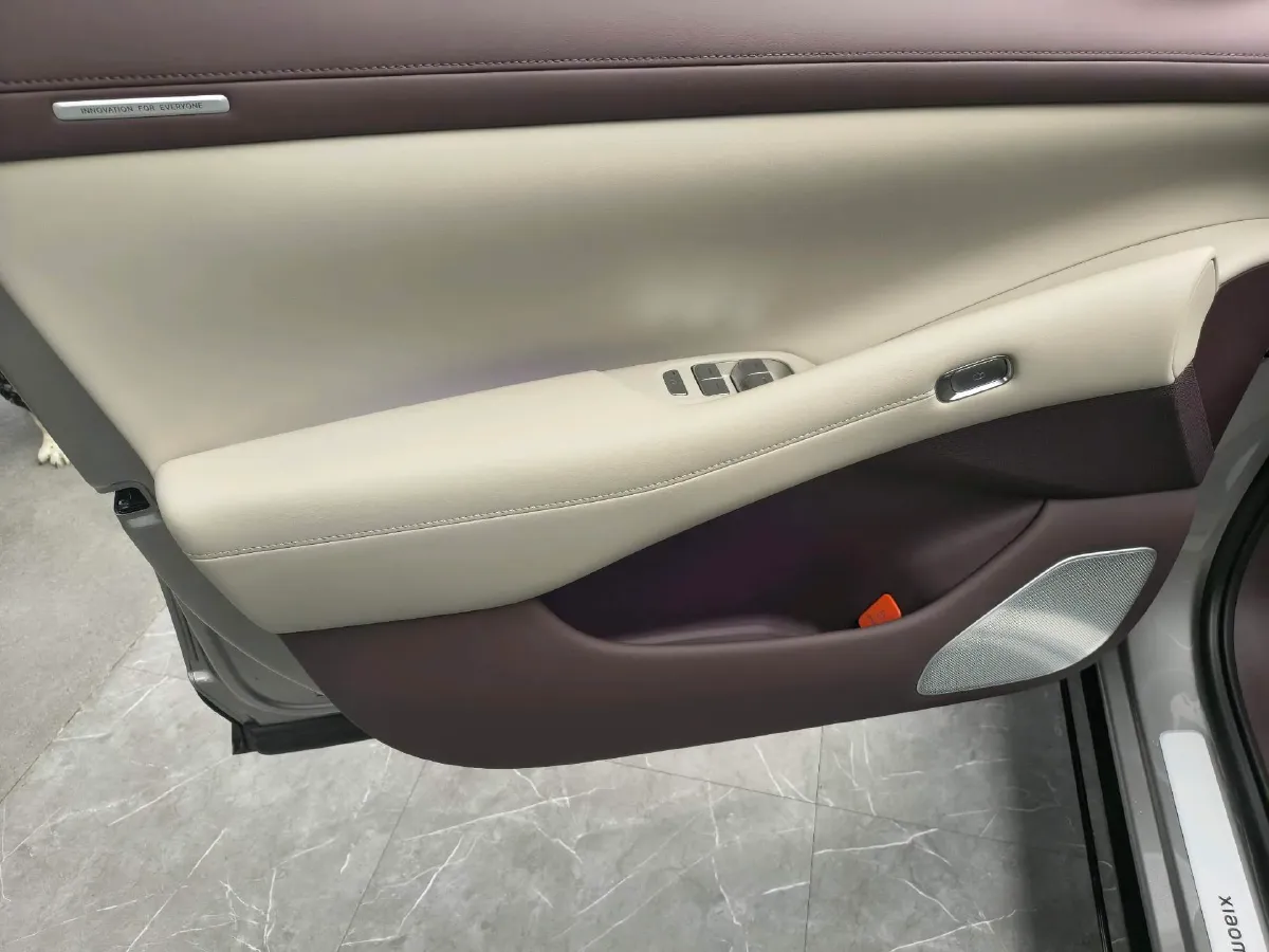 2025 MI YU7 BEV 96.3KWH,autocango,china used car exporter,china ev exporter,chinese used car exporter,chinese used ev exporter