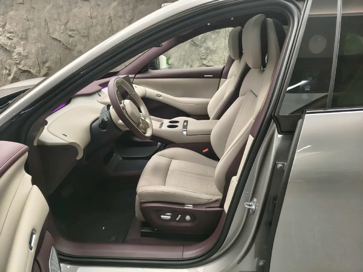 2025 MI YU7 BEV 96.3KWH,autocango,china used car exporter,china ev exporter,chinese used car exporter,chinese used ev exporter