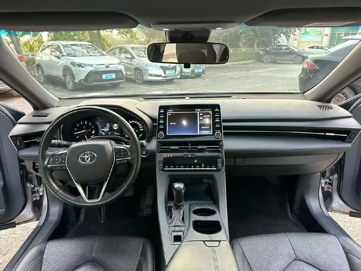 2019 Toyota Avalon 2.5L 209HP L4 8AT,autocango,china used car exporter,china ev exporter,chinese used car exporter,chinese used ev exporter