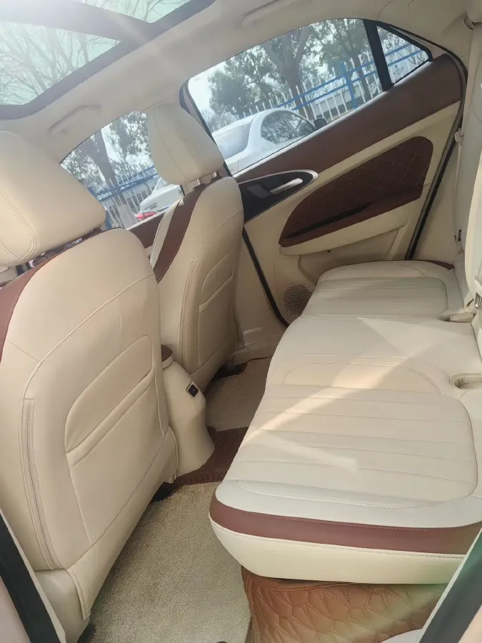 2022 ChangAn CS75 Plus 1.5T 178HP L4 6AT,autocango,china used car exporter,china ev exporter,chinese used car exporter,chinese used ev exporter