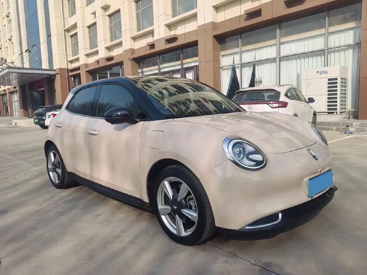 2022 ChangAn CS75 Plus 1.5T 178HP L4 6AT,autocango,china used car exporter,china ev exporter,chinese used car exporter,chinese used ev exporter