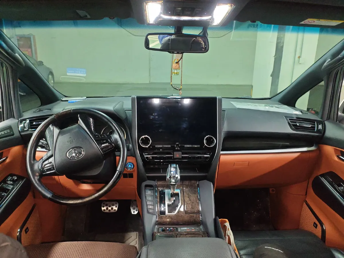 2018 Toyota Alphard 3.5L 301HP V6 8AT,autocango,china used car exporter,china ev exporter,chinese used car exporter,chinese used ev exporter