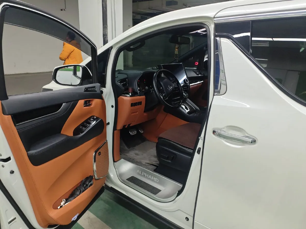 2018 Toyota Alphard 3.5L 301HP V6 8AT,autocango,china used car exporter,china ev exporter,chinese used car exporter,chinese used ev exporter