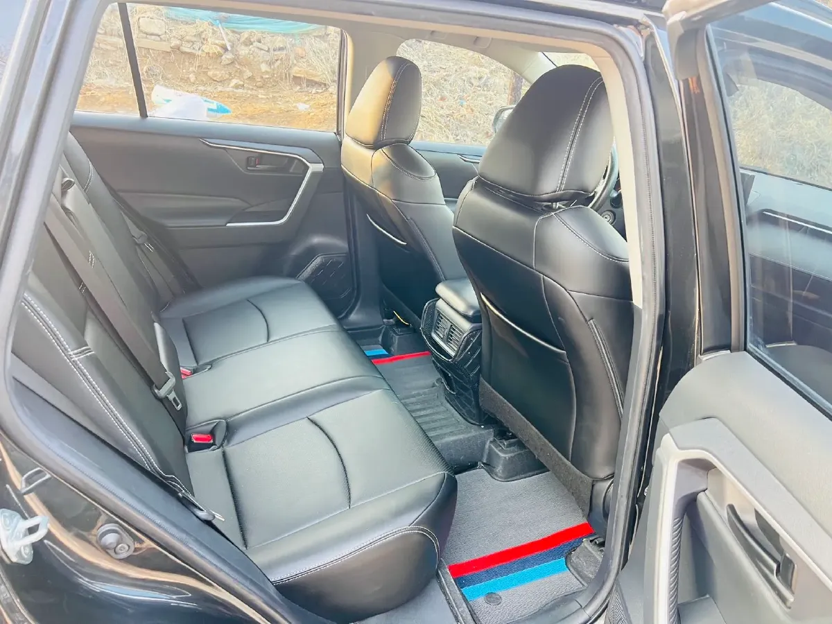 2021 Toyota RAV4 2.0L 171HP L4 CVT,autocango,china used car exporter,china ev exporter,chinese used car exporter,chinese used ev exporter