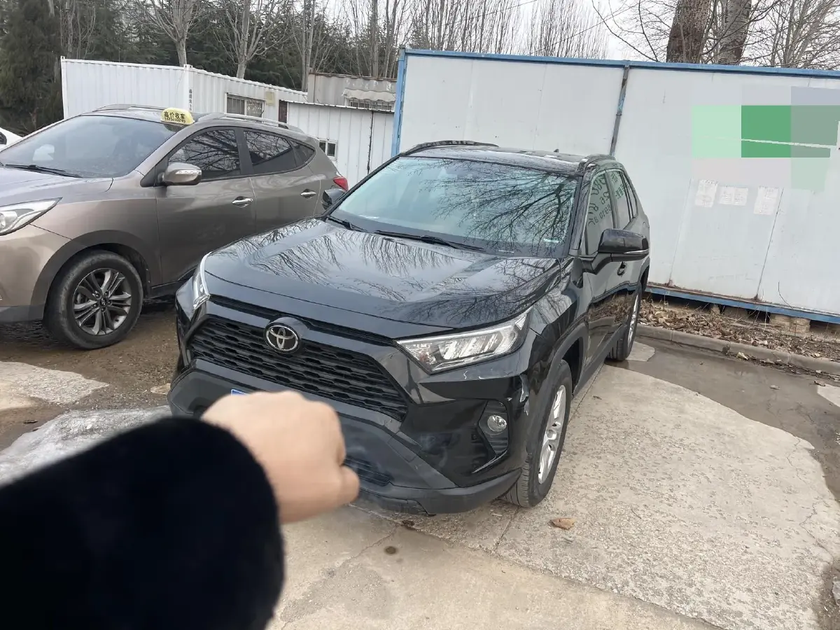 2021 Toyota RAV4 2.0L 171HP L4 CVT