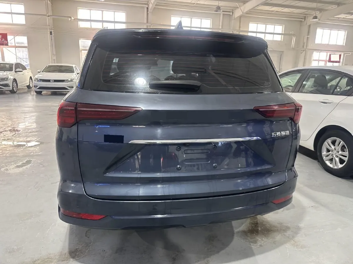 2022 WuLing KaiJie 1.5T 177HP L4 CVT,autocango,china used car exporter,china ev exporter,chinese used car exporter,chinese used ev exporter