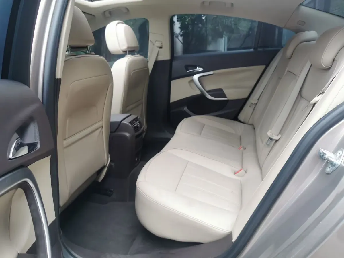 2010 Buick Regal 2.0L 147HP L4 6AT,autocango,china used car exporter,china ev exporter,chinese used car exporter,chinese used ev exporter