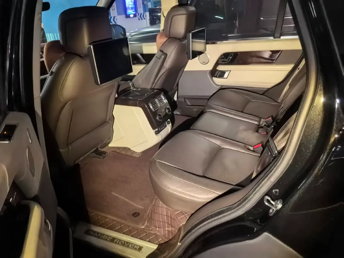 2021 Land Rover Range Rover 3.0T 400HP L6 8AT,autocango,china used car exporter,china ev exporter,chinese used car exporter,chinese used ev exporter