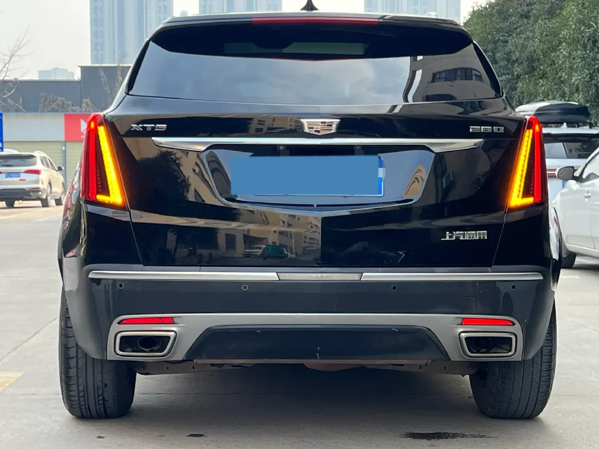 2020 Cadillac XT5 2.0T 237HP L4 9AT,autocango,china used car exporter,china ev exporter,chinese used car exporter,chinese used ev exporter