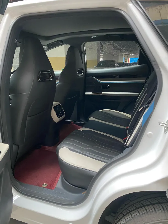 2024 Jetour ShanHai L6 1.5T 156HP L4 1DHT PHEV 19.43KWH,autocango,china used car exporter,china ev exporter,chinese used car exporter,chinese used ev exporter