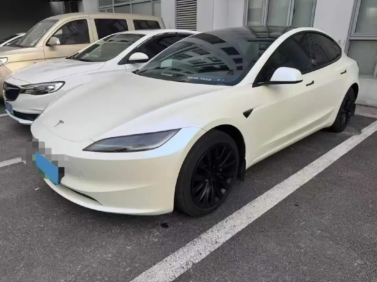 2023 HYPTEC GT BEV 80KWH