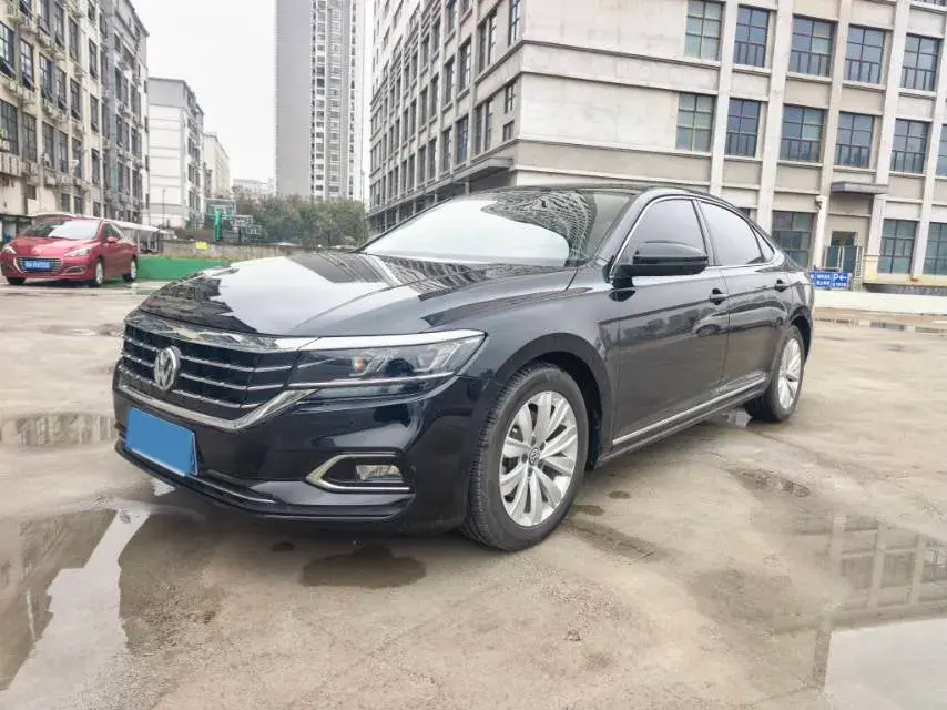 2020 Volkswagen Passat 2.0T 186HP L4 7DCT