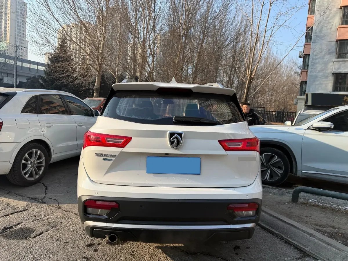 2019 BaoJun 730 1.5T 147HP L4 CVT,autocango,china used car exporter,china ev exporter,chinese used car exporter,chinese used ev exporter